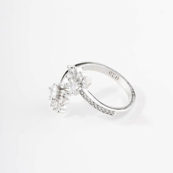 Flora Whisper Ring