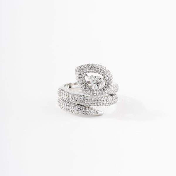 Serpentine Elegance
